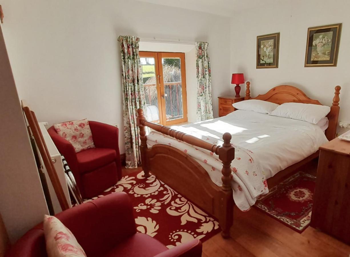 Bed and Breakfast La Cloue Sainte-Marie-du-Bois  Екстер'єр фото